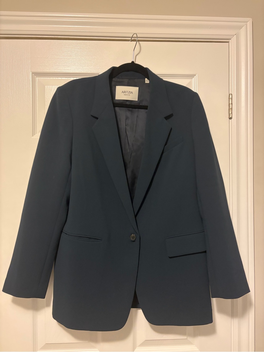 Aritzia Generation Blazer Dark Night Navy Crepette